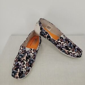 Skechers BOBS Puppy Love Dog Print Slip On Flats w/Memory Foam